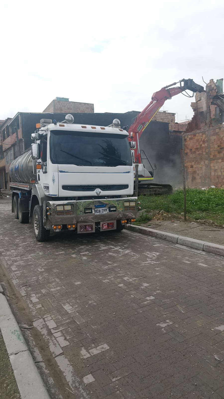 Carrotanque de Agua Limpia y Potable